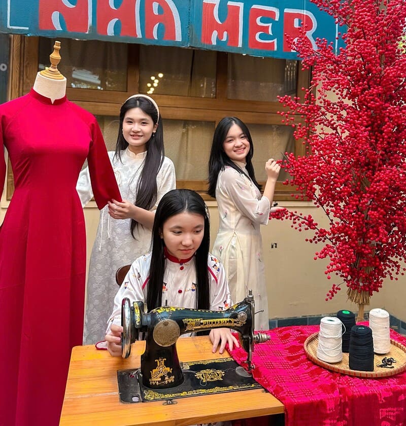 Bạn nào cũng vui vẻ trong khi học tiếng Anh qua âm nhạc