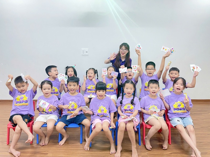 Các con hào hứng trong lớp bán trú hè của PoPoDoo Hải Phòng