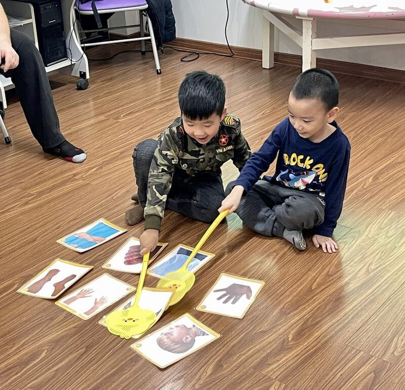 Trẻ 3 tuổi được hình thành phản xạ ngôn ngữ tự nhiên