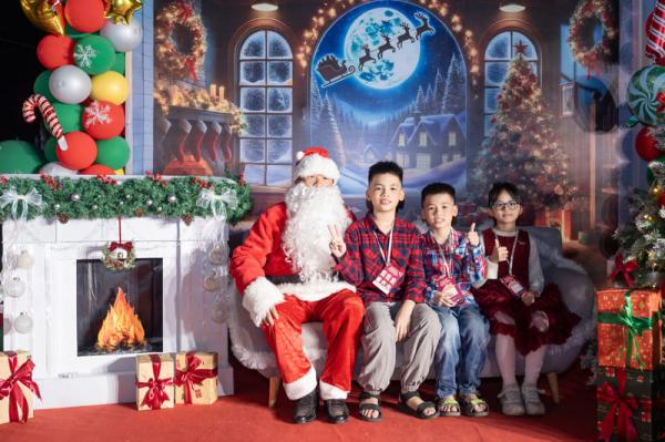 Check in cùng Santa Claus tại PoPoDoo Magical Christmas 2025