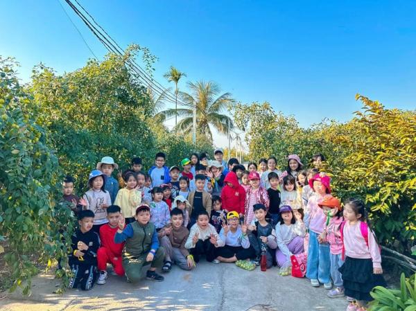 Một buổi chiều hái táo đầy ắp tiếng cười tại Bàng La