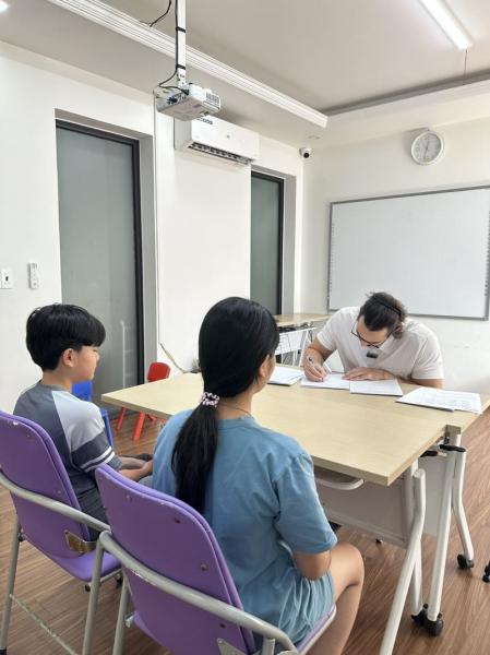 Tổ chức thi thử Cambrige cho các bạn học sinh PoPoDoo Hải Phòng