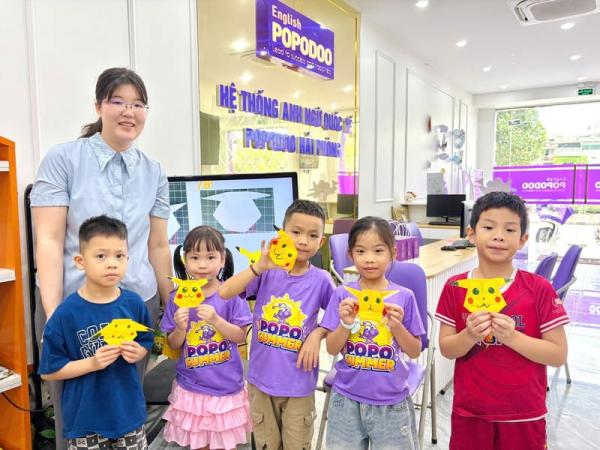 Hoạt gấp giấy origami cùng giáo viên Miyu tại bán trú hè PoPoSummer